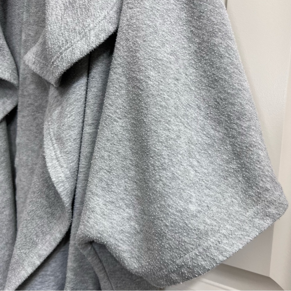 Z Supply Loft Fleece Oversize Cardigan in Heather Grey, Size XS/S - Picture 6 of 9